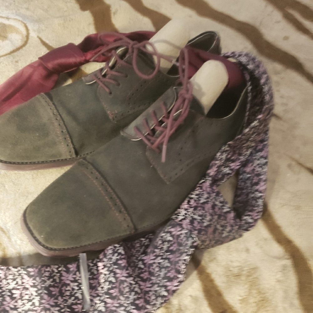 Calvin Klein suede mens dress shoe